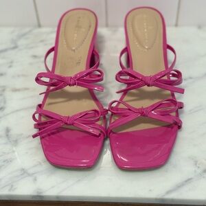 Bandolino Pink Strappy Sandals